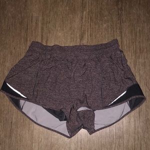 Lululemon Hotty Hot 2.5”